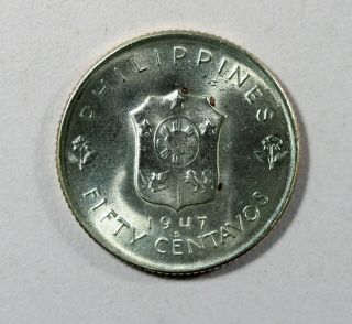 (vl906) Philippines 1947 - S Macarthur 50 Centavos Unc