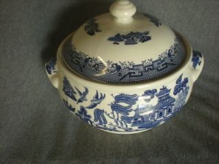 Churchill Fine English Blue Willow Tableware Sugar Bowl With Removable Lid