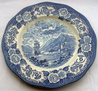 Vintage Royal Warwick Locks Of Scotland Blue 10 " Dinner Plate