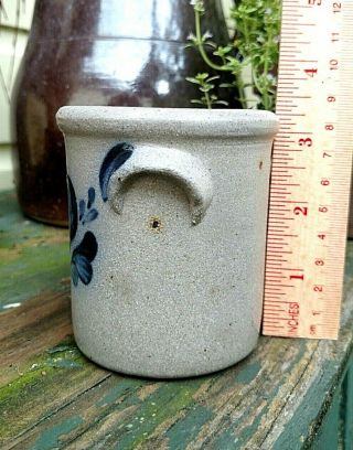 Small stoneware Rowe Pottery two handled Crock with blue heart design.  1995 3