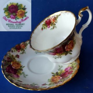 Vtg Royal Albert England Old Country Roses Footed Montrose Teacup & Saucer.  Euc