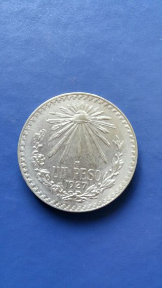 1927 Mexico Estados Unidos Mexicanos Un Peso Silver Coin