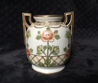 Vintage Nippon Japan Morimura Bros.  Art Nouveau Gilt Floral Handled Vase 2