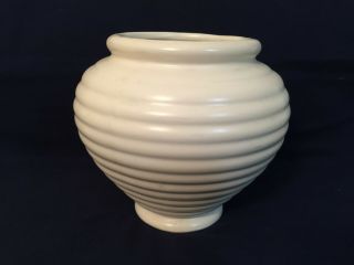 5.  5 " Hull Pottery Imperial Urn Vase 418 Beehive Shape Satin White