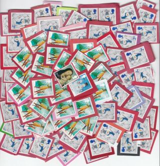 100 Gb Unfranked 2nd Class Stamps On Coloured Paper Lot - M