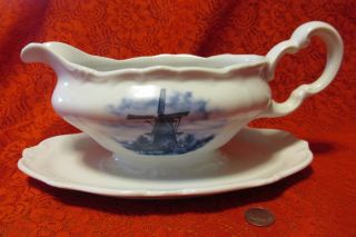 Vintage Ter Steege Bv Delft Blauw Windmill,  Hand Decorated,  Gravy Boat,  Holland