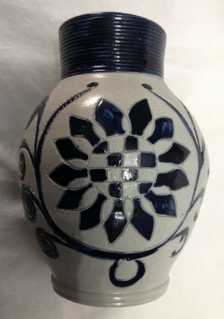 Colonial Williamsburg Restoration Cw Salt Glaze Pottery Jug Carafe Vase