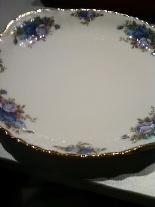 Royal Albert Old Country Roses 10 3/8 " Smooth Handled Cookie / Cake Plate (s)