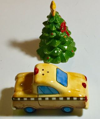 Sango Christmas Time In The City Taxi Cab And Tree Figurine Salt Pepper Set NYC 2