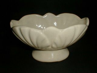 Brush Mccoy Pottery Off - White Speckled Lotus Leaf Oval Footed Planter