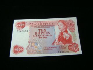 Mauritius 1967 10 Rupees Banknote Gem Unc.  Pick 31a