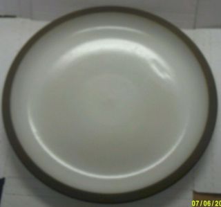 Edith Heath Ceramics 9 & 1/4 Inch Diameter Lunch Plate,  Sandalwood Matte Rim