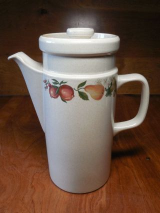 Wedgwood England Quince Coffee Pot & Lid 6 Cup 9 1/4 "