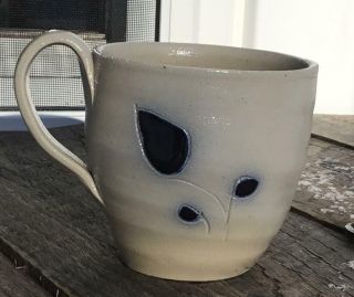 Williamsburg Salt Glaze Blue Cobalt Leaf Pattern Stoneware Pottery Mug Cup