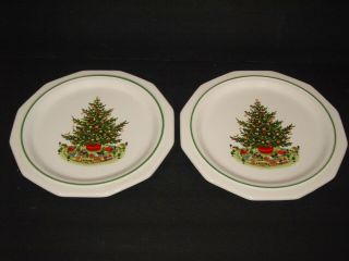 2 Vintage Pfaltzgraff Christmas Heritage 10 1/2 " Dinner Plates Usa Ex