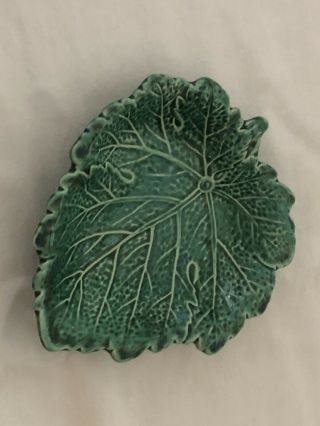 Wedgwood Of Etruria Barlaston Majolica Green Leaf Butter Pat Dish 1955