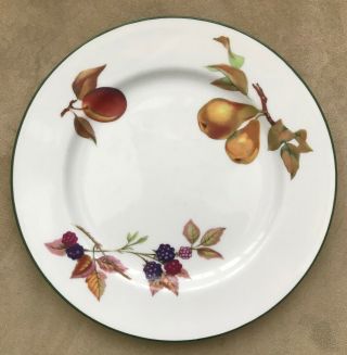 Evesham Vale Salad Plate Fine Porcelain Royal Worcester Fruit Green Trim 8 - 3/8 "