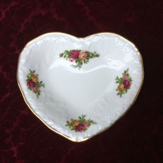Royal Albert Old Country Roses Heart Shaped Trinket Tray Nut Dish 5x6” England