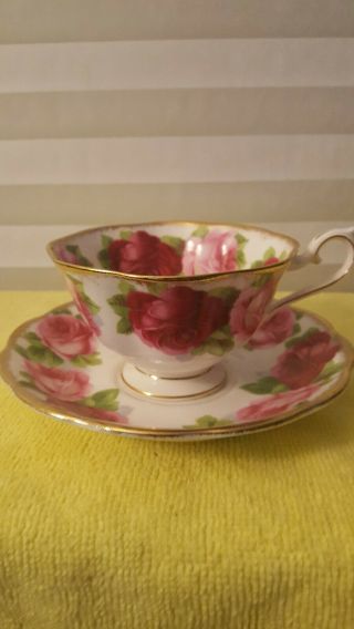 Vintage Royal Albert Bone China Old English Rose Tea Cup & Saucer
