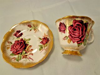 Royal Albert Teacup and Saucer with Roses and Gold 3
