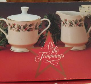 All The Trimmings Holly Christmas Covered Sugar & Creamer Boxed 6283