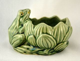 Vtg 1940s McCoy Pottery Frog with Lotus Blossom Planter Bowl Lilly Pad 2