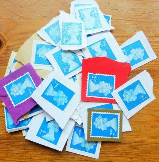 50 X 2nd Class Security Stamps Unfranked On Piece F/v £30.  50 Blue