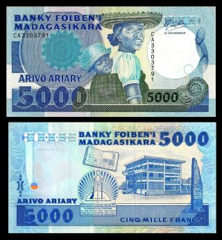 Madagascar 5000 Francs =1000 Ariary,  Nd (1988 - 1994),  P - 73b,  Aunc /