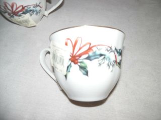 2 LENOX WINTER GREETINGS PORCELAIN CUP RED RIBBONS HOLLY PINE 2