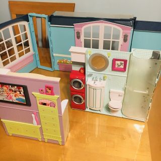 2007 Barbie Folding My House 2