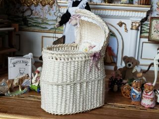 Dollhouse Miniature Artisan Wicker Baby Crib With Linen Signed Ak 1:12