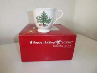 Box Set Of 4 Nikko Happy Holidays Coffee Tea Mugs Christmas Tree Swirl,  Footed