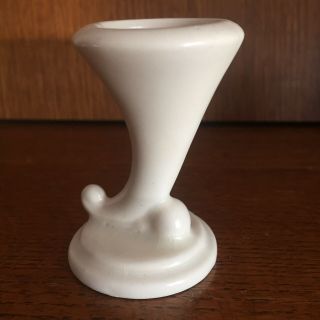Vintage Matte White Usa Shawnee Pottery 2.  75 " Miniature Mini Cornucopia Vase