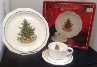 Pfaltzgraff Christmas Heritage Dishes 3 Pc Set Plate Cup Saucer