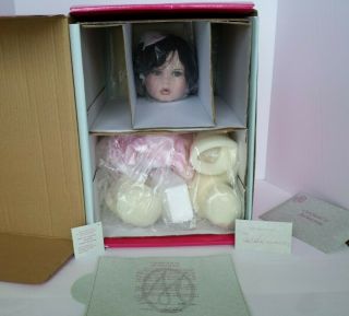44 Of 100 Worldwide Nrfb Marie Osmond Baby Lisa Crystal Pink Porcelain Doll