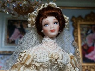 Dollhouse Miniature Artisan Porcelain Lady Doll Cream Satin & Lace Gown 1:12