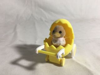 Calico Critters/sylvanian Families Baby Duck In An Egg Stroller