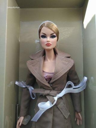 Fashion Royalty Veronique Perrin Breaking The Mold 2011 Doll Nrfb Rare