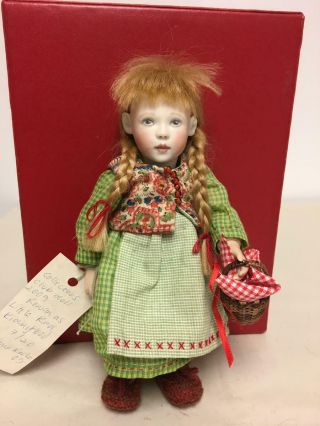 8 " Lynne,  Michael Roche Wood & Bisque 2009 Club Little Red Riding Hood Doll 7/20