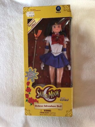 Sailor Saturn - Sailor Moon 2001 Deluxe Adventure Doll 11.  5”