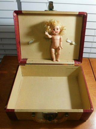 Vintage Vogue Ginny Doll with Clothes and Suitcase 2