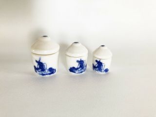 Vintage Dollhouse Miniature Delft Pottery Porcelain Kitchen Canister Set W/ Lids 2