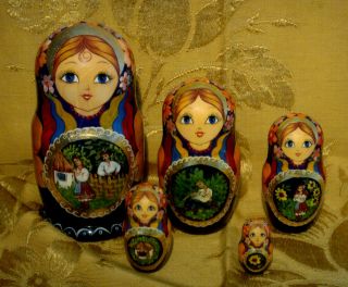Traditional 5 Pc Nesting Doll Matryoshka Made In Odessa,  Ukraine Signed