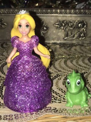 Disney Princess Magiclip Glitter Glider Rapunzel Pascal,  Pet