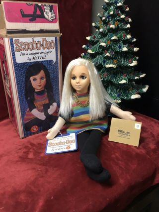Scooba Doo Doll.  Mattel 60s. ,  Talks,  Box