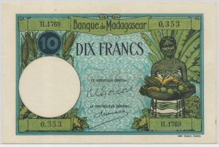 (s) 612231 - 126 Madagascar 10 Francs Nd (1937 - 47),  P.  36