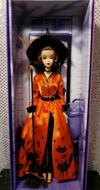 Halloween Haunt Barbie Doll Holiday Hostess 2011 Gold Label Mattel V0456 Nrfb