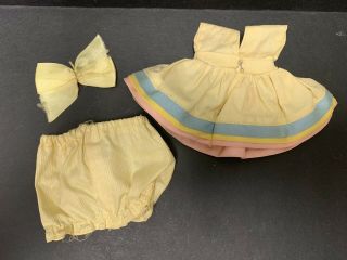 Vintage Vogue Ginny 1953 Pat Outfit Kindergarten Series Dress,  Bloomers and Bow 2