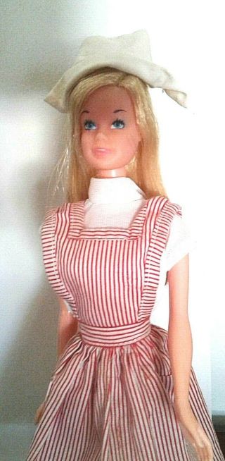Vintage Barbie Fashion Fireworks 9805 Mattel 1976 Candy Striper 889