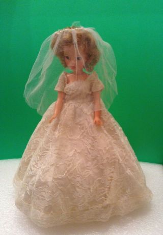 Vintage Tammy Doll In Wedding Gown With Veil